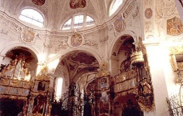 Oktogon Barocke Kirche von innen